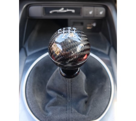 Black "carbon fibre" ball gearknob